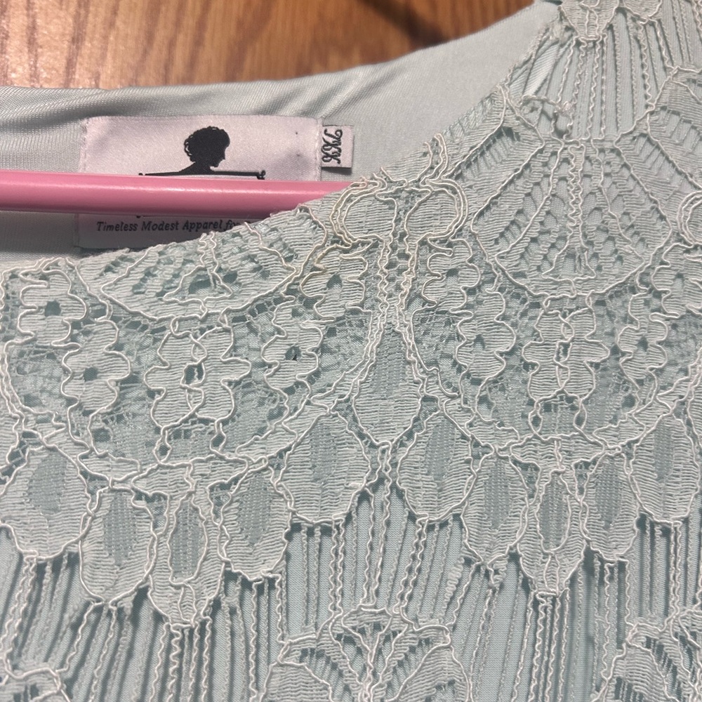 Dainty Jewells Lace Midi Dress in Light Blue - Picture 2 of 3